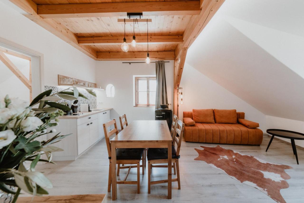 Apartmany Stare Mesto ズノイモ エクステリア 写真